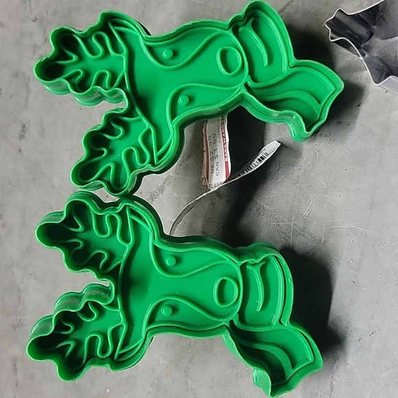 Cookie Stamper and cutters bundle - Picture 2 of 10